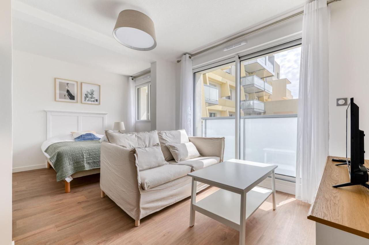 Ovelia Montpellier - Les Balcons De Montcalmアパートメント エクステリア 写真